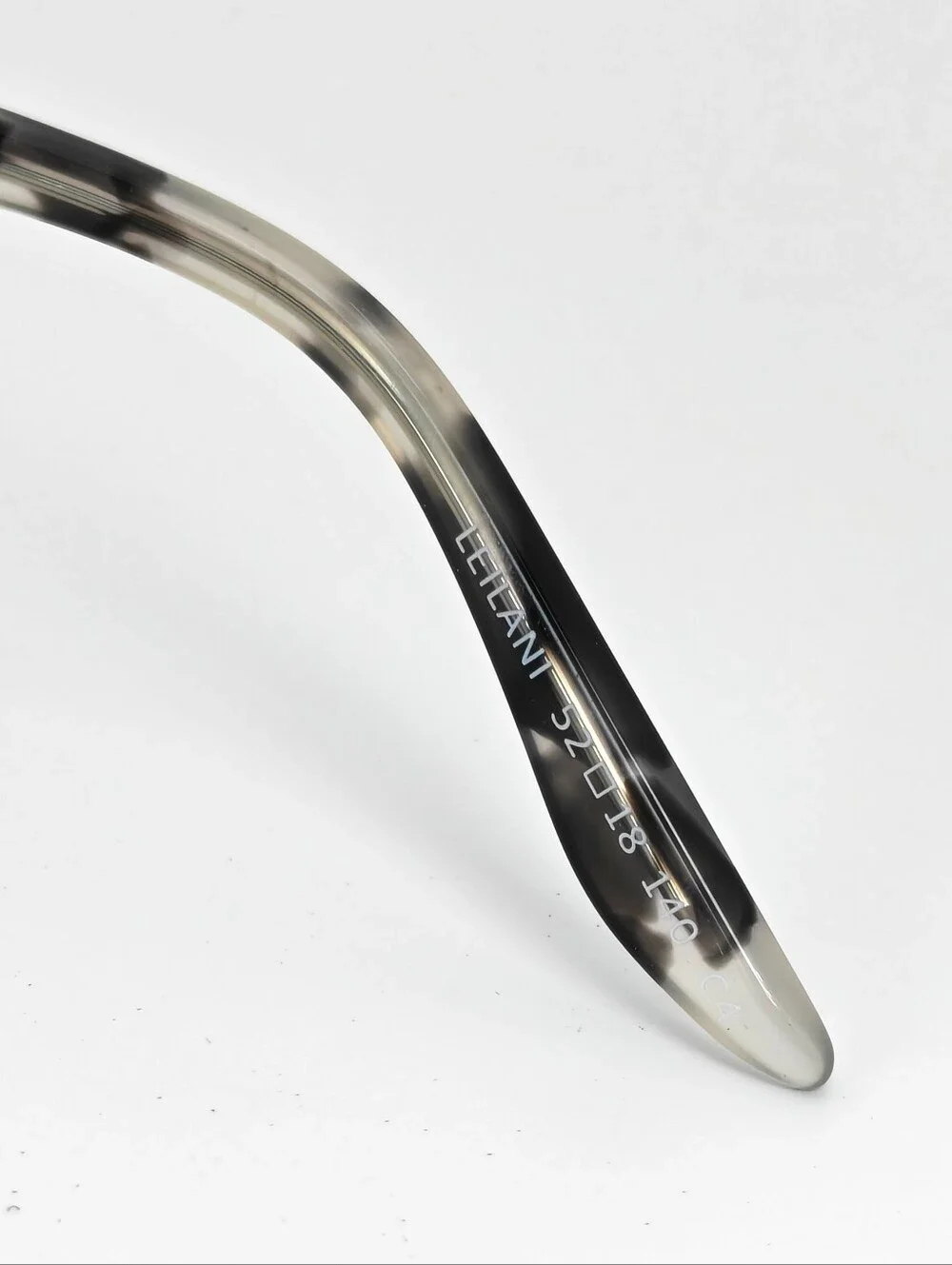 Leilani Frosted Black Tortoiseshell Uplift Effect. Acetate.